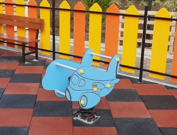 Ελατήριο Αεροπλανάκι Ελατήριο Αεροπλανάκι