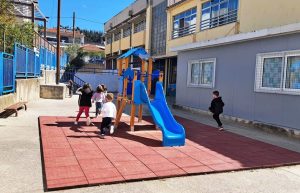 Παιδική χαρά στα  Νηπιαγωγεία του Δήμου Ελασσόνας