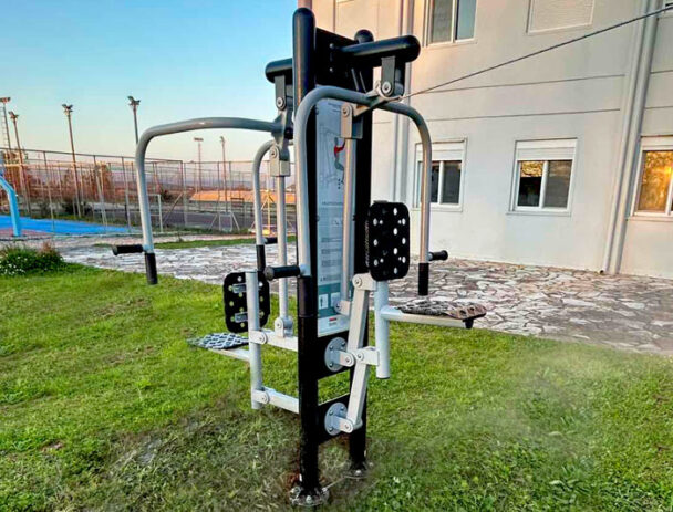Διπλό Όργανο Υπαίθριας Άσκησης Πιέσεων Στήθους - Έλξεων Ώμων
