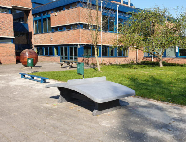 Τραπέζι Ποδοβόλει Τσιμεντένιο Outdoor -Φυσικό Ανθρακί