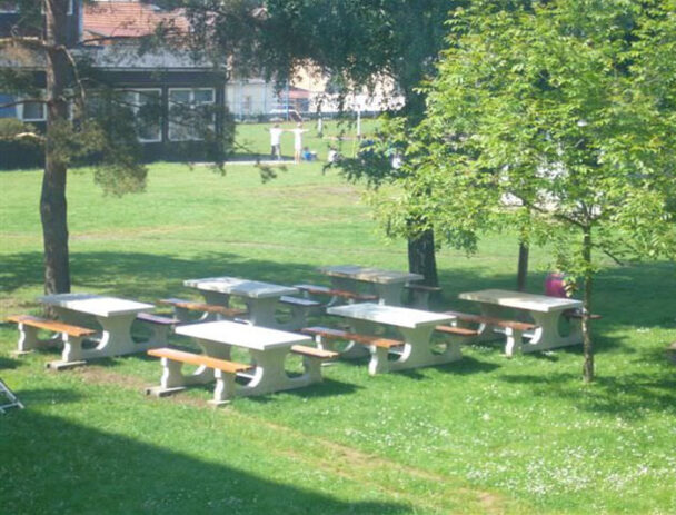 Τραπεζόπαγκος Τσιμέντο-Μπαμπού 8 ατόμων