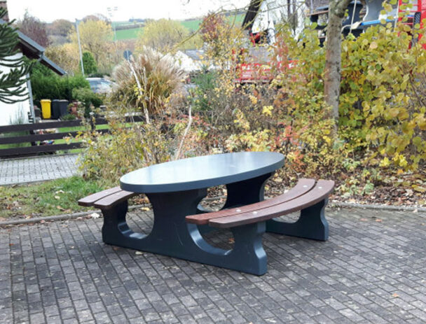 Τραπεζόπαγκος Τσιμέντο-Μπαμπού Οβάλ 8 ατόμων