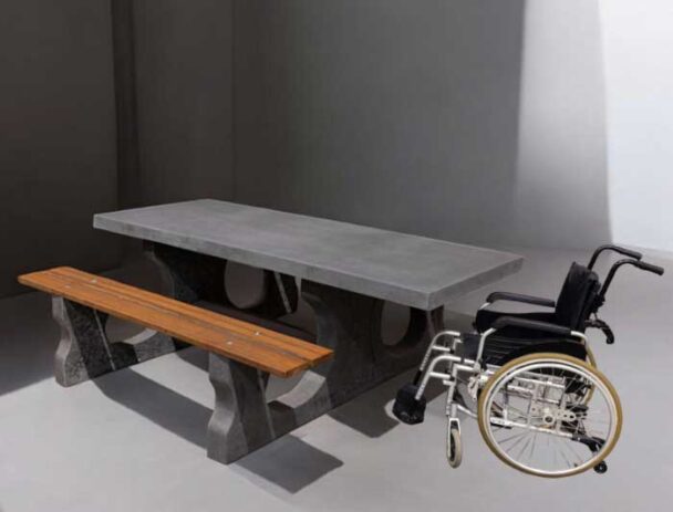 Τραπεζόπαγκος  Τσιμέντο-Μπαμπού 7 ατόμων & 1 θέσης Αναπηρικού Αμαξιδίου